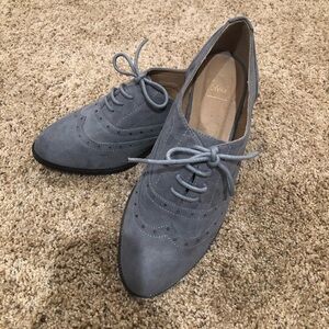 SOLE DIVA/ NWOB/ grey woman’s Suede/ Oxford/ lace up shoes. UK 6 EEE / US 8
